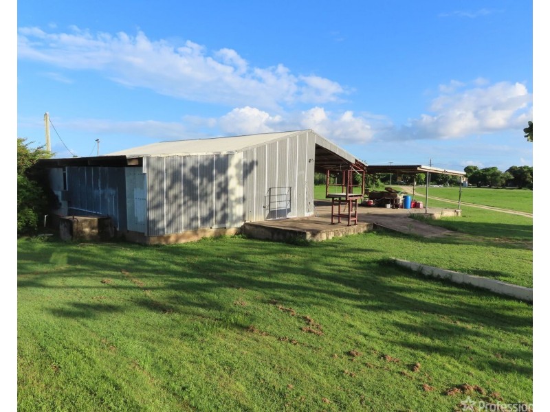 62 Millers Lane, Bowen QLD 4805