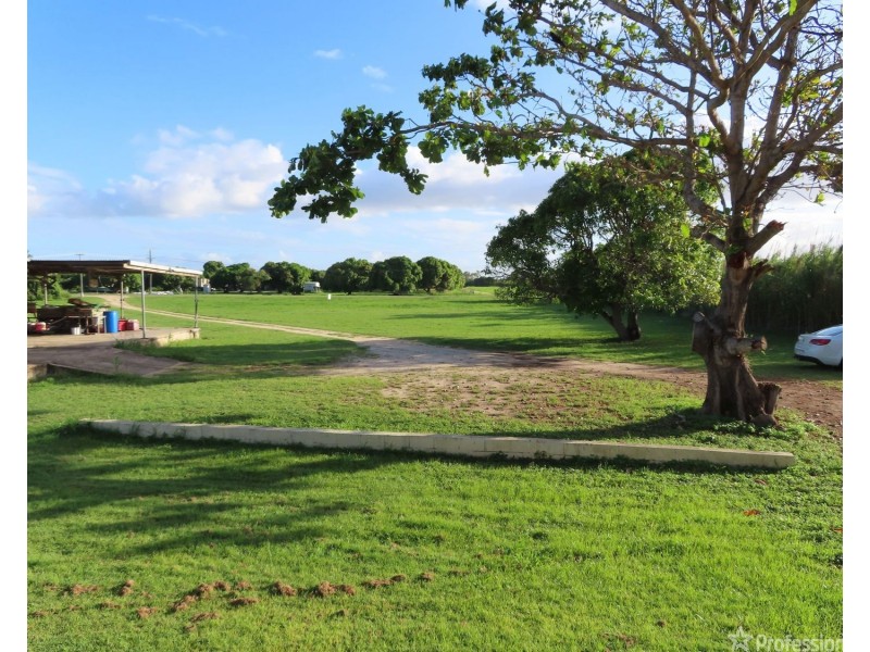 62 Millers Lane, Bowen QLD 4805