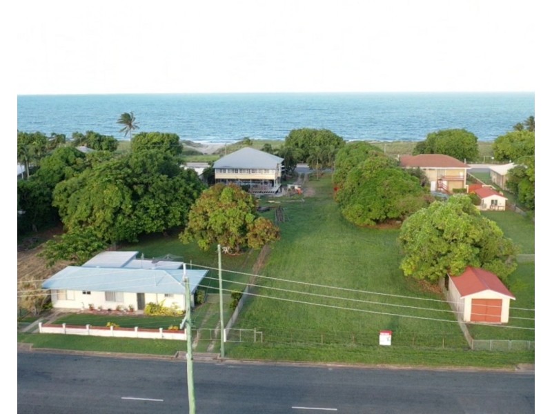 48 Murroona Street, Bowen QLD 4805