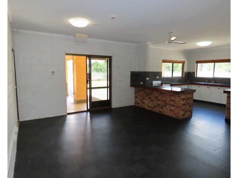 18502 Bruce Highway, Bowen QLD 4805
