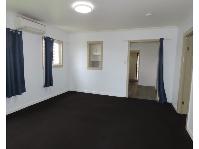 98 Dalrymple Street, Bowen QLD 4805