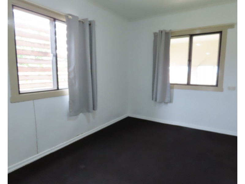 98 Dalrymple Street, Bowen QLD 4805