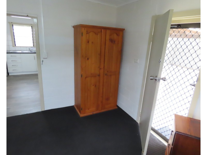 98 Dalrymple Street, Bowen QLD 4805