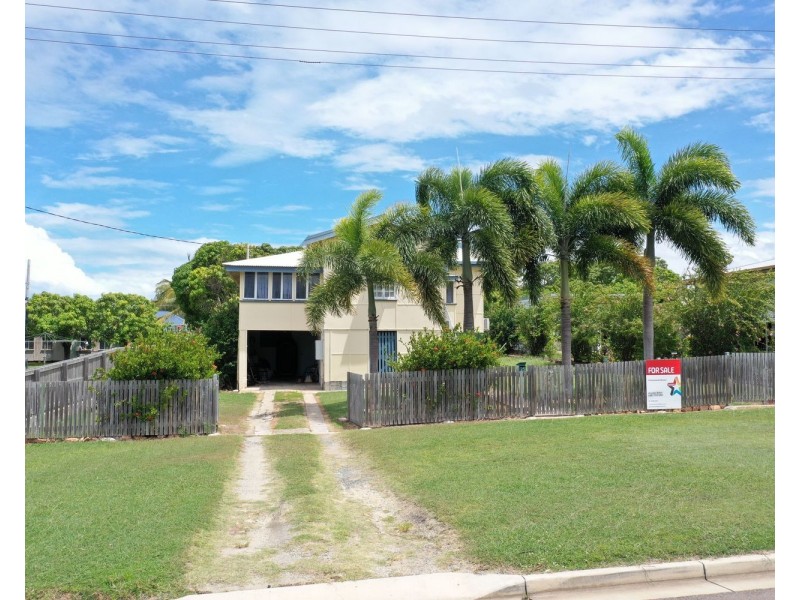 25 Kennedy Street, Bowen QLD 4805