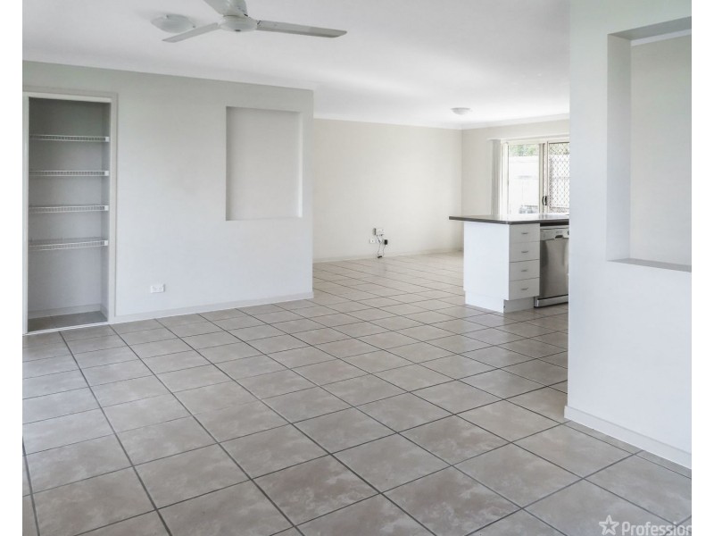 15 Sapphire Crescent, Bowen QLD 4805