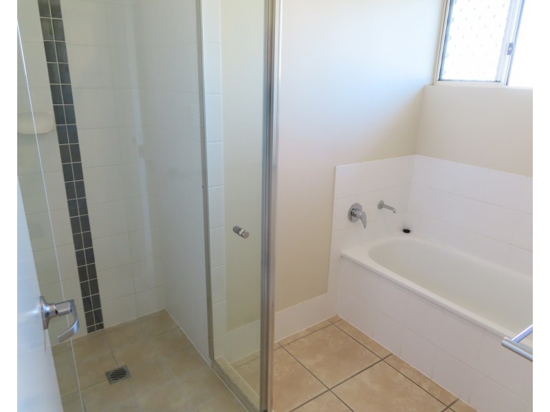 15 Sapphire Crescent, Bowen QLD 4805