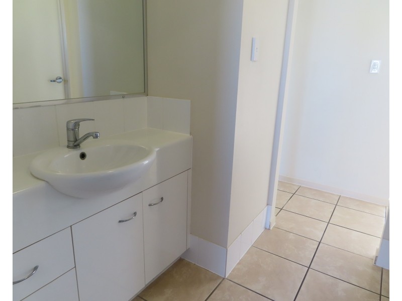 15 Sapphire Crescent, Bowen QLD 4805