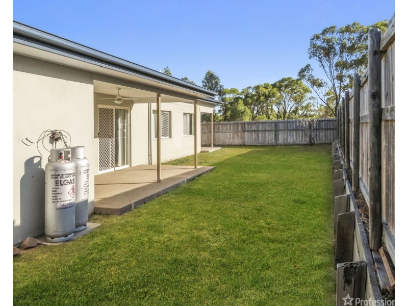 15 Sapphire Crescent, Bowen QLD 4805