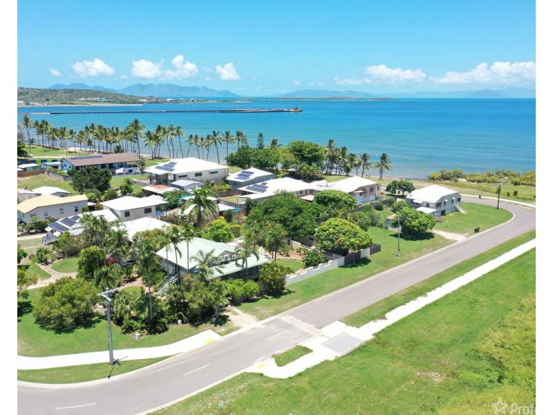 33 Thomas Street, Bowen QLD 4805