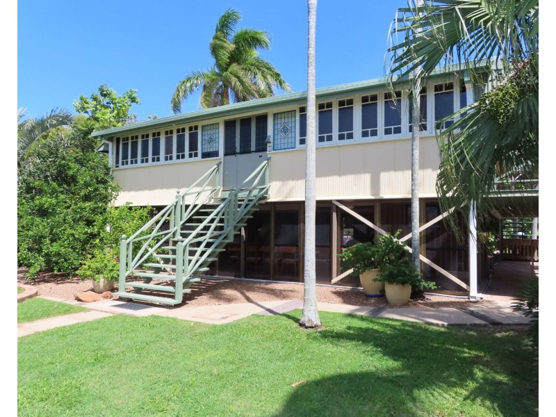 33 Thomas Street, Bowen QLD 4805