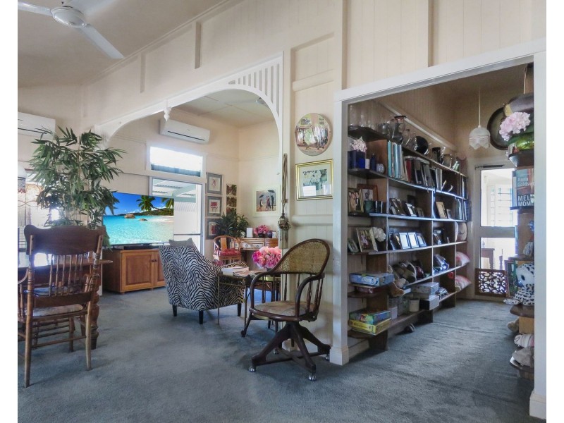 33 Thomas Street, Bowen QLD 4805