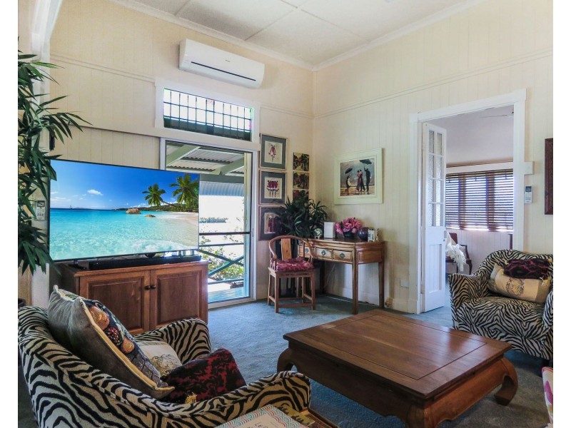 33 Thomas Street, Bowen QLD 4805