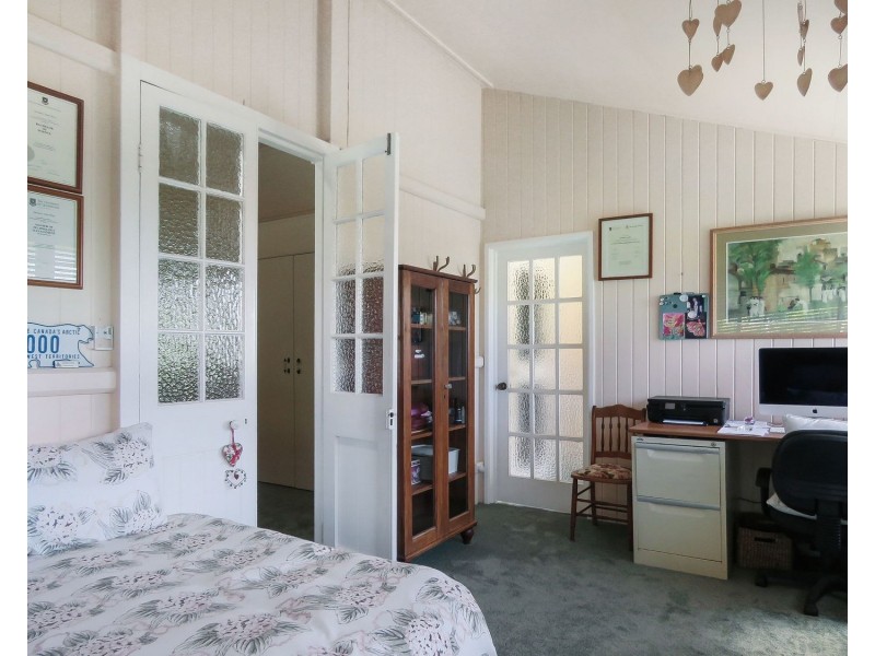 33 Thomas Street, Bowen QLD 4805