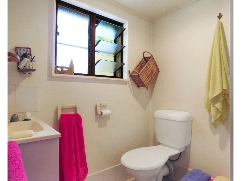 33 Thomas Street, Bowen QLD 4805