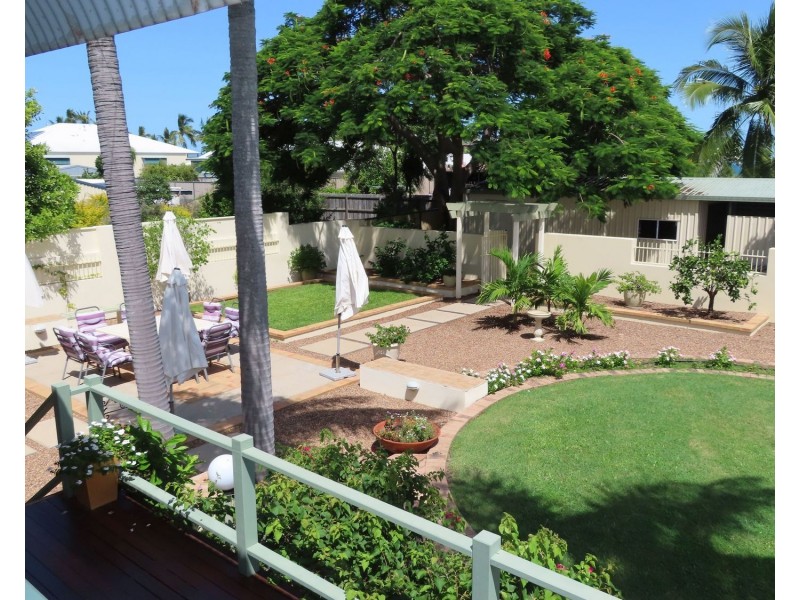 33 Thomas Street, Bowen QLD 4805