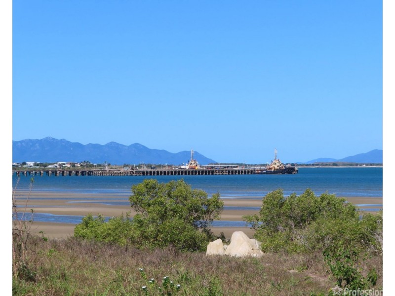 20 Quay Street, Bowen QLD 4805