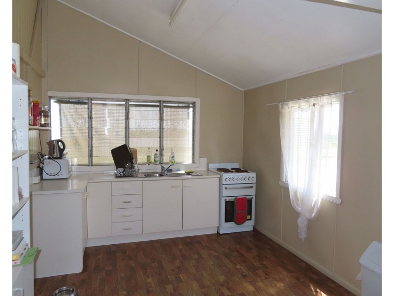 20 Quay Street, Bowen QLD 4805