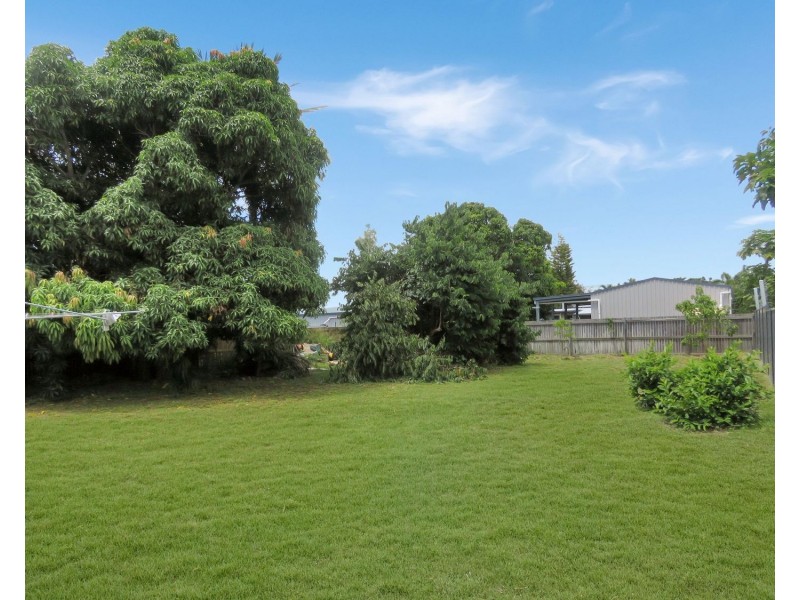 39 Field Street, Bowen QLD 4805