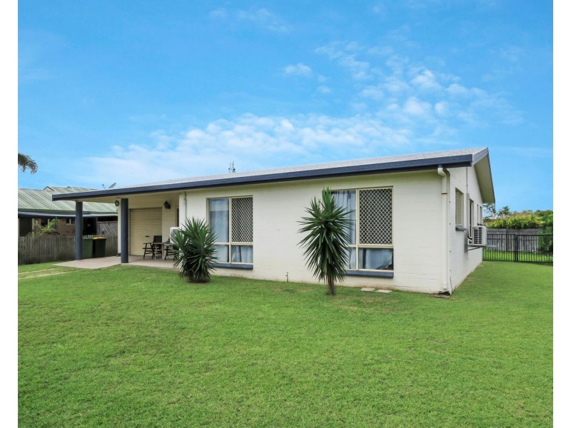 13 Oak Crescent, Bowen QLD 4805