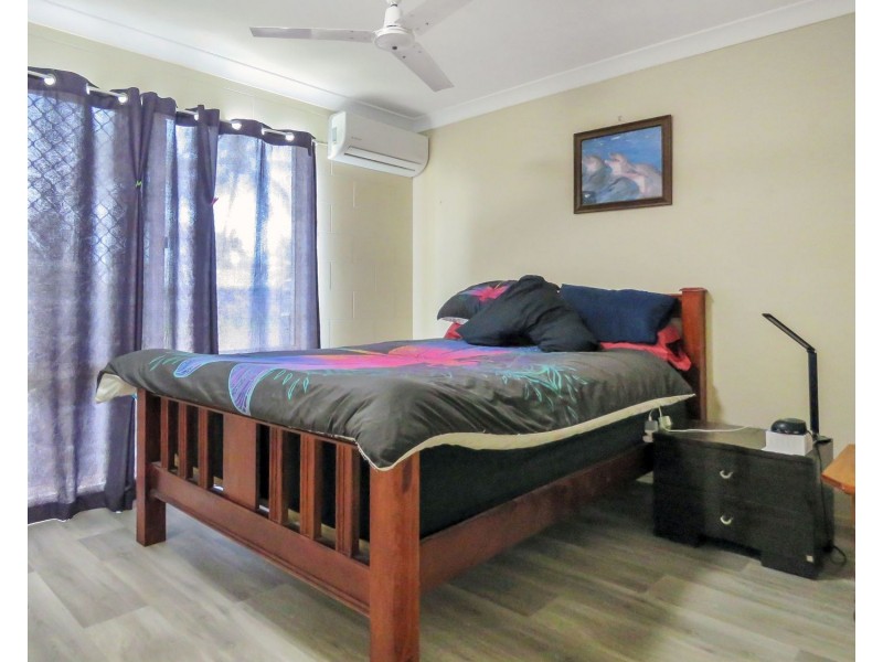 13 Oak Crescent, Bowen QLD 4805