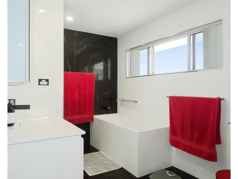 3 Soldiers Road, Bowen QLD 4805