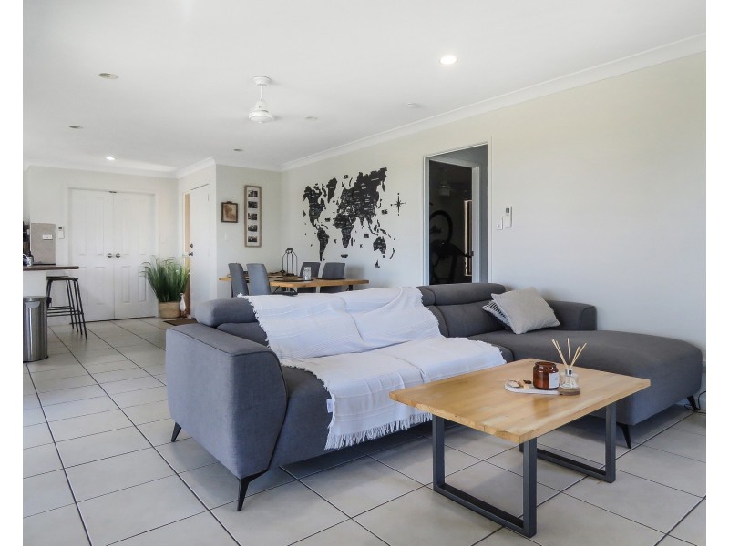 1/11 Craigie Court, Bowen QLD 4805