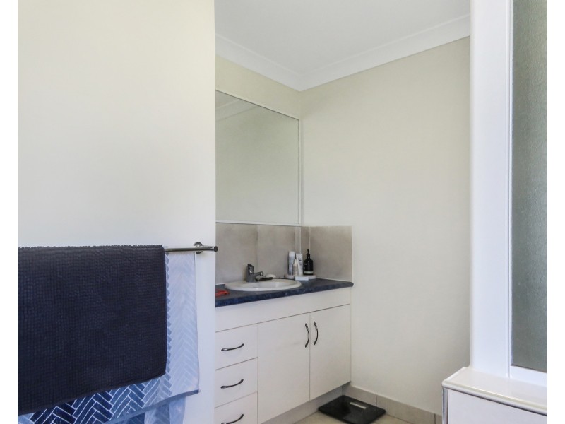 1/11 Craigie Court, Bowen QLD 4805