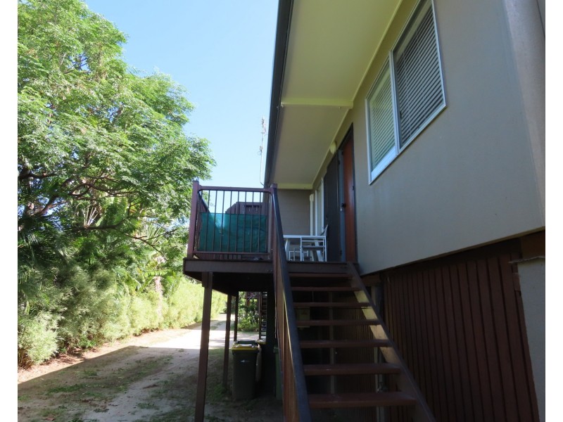 4/12 Verna Street, Bowen QLD 4805