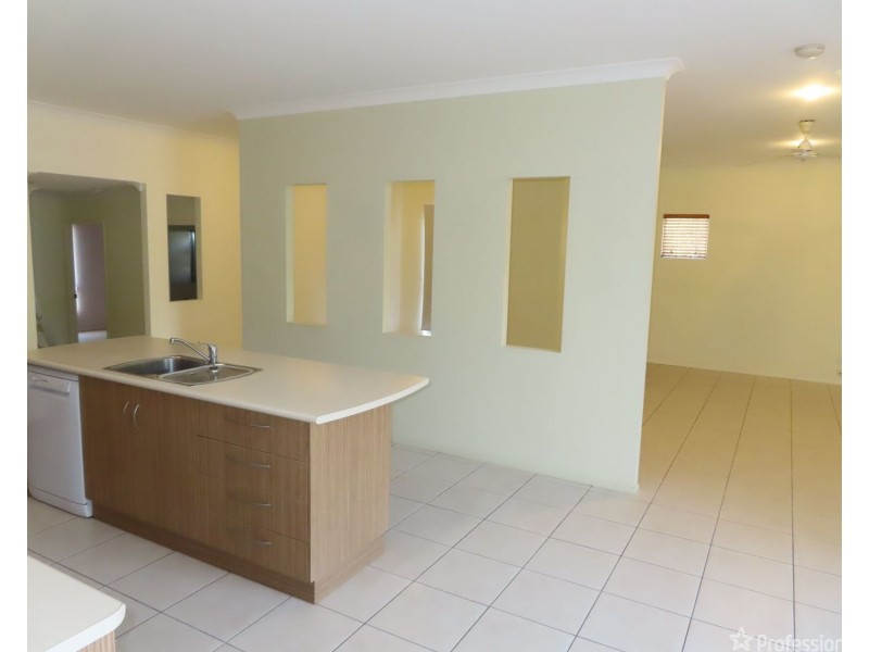 144 Ocean View Drive, Bowen QLD 4805