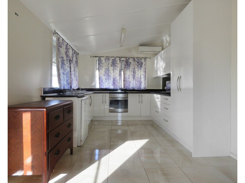 40 Kennedy Street, Bowen QLD 4805