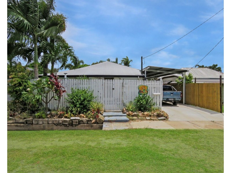 11 Leichhardt Lane, Bowen QLD 4805