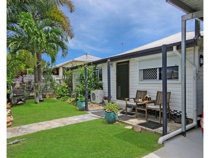 11 Leichhardt Lane, Bowen QLD 4805