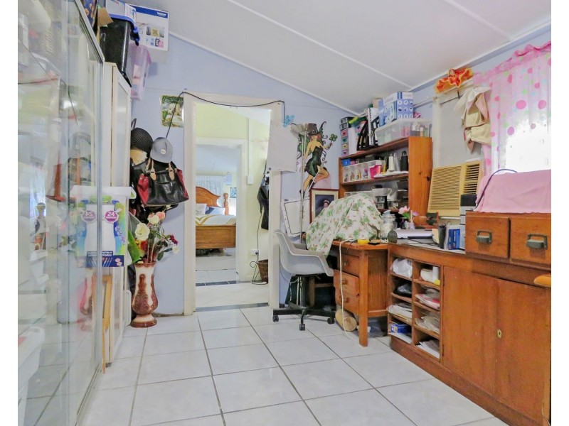 11 Leichhardt Lane, Bowen QLD 4805