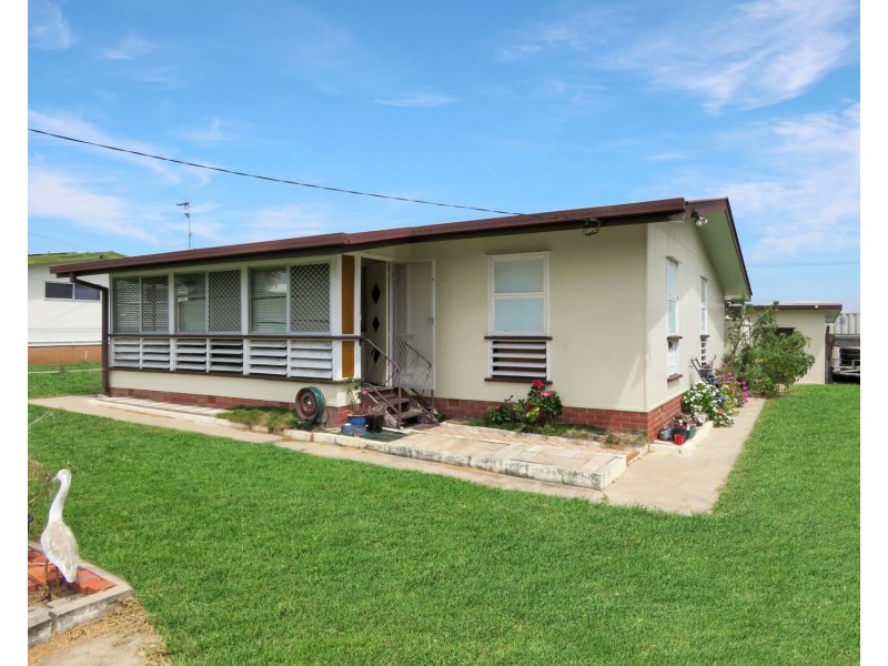 11 Denison Street, Bowen QLD 4805