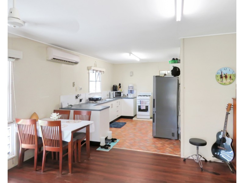 11 Denison Street, Bowen QLD 4805
