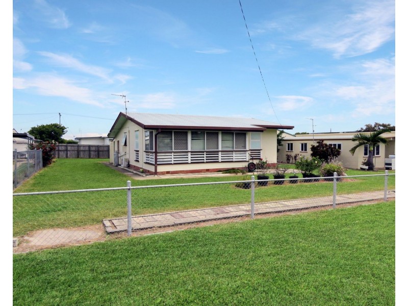 11 Denison Street, Bowen QLD 4805