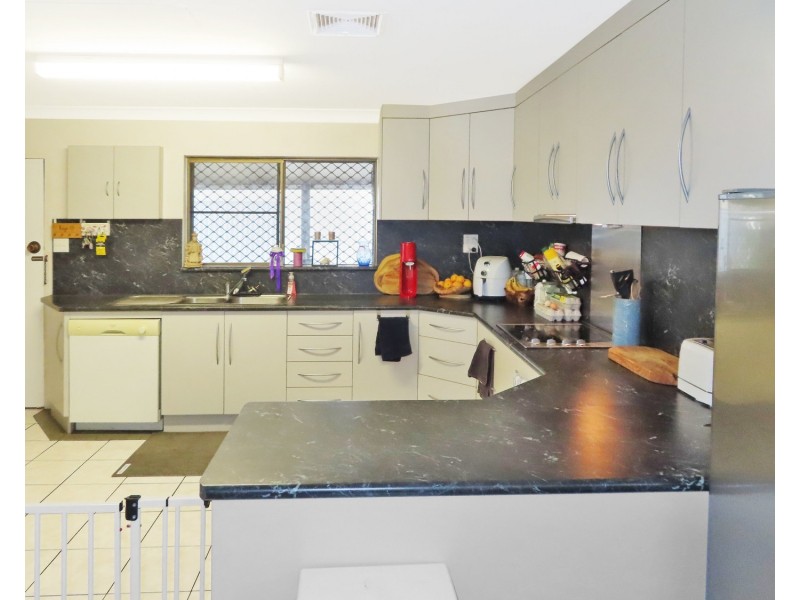 10 Christison Street, Bowen QLD 4805