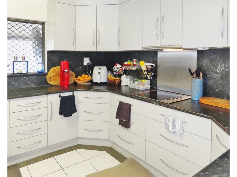 10 Christison Street, Bowen QLD 4805