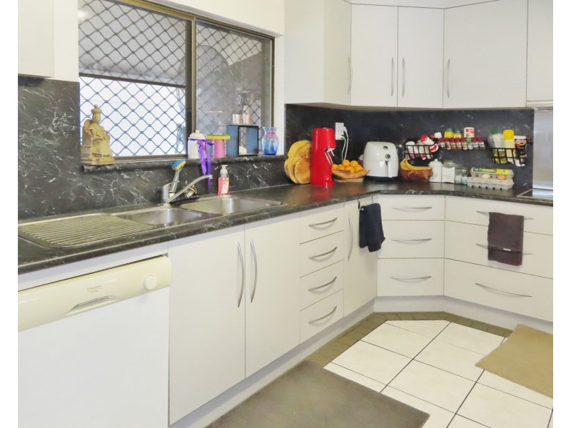 10 Christison Street, Bowen QLD 4805