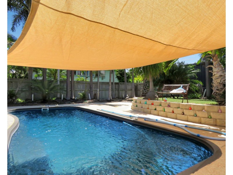 42 Kennedy Street, Bowen QLD 4805