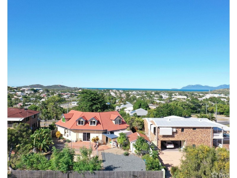 25 Mitchell Street, Bowen QLD 4805