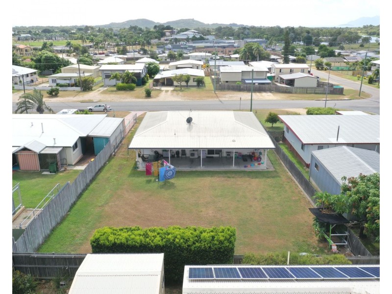 105 Gregory Street, Bowen QLD 4805