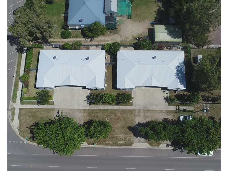 2/16 Williams Street, Bowen QLD 4805