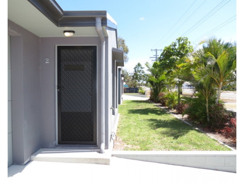 2/16 Williams Street, Bowen QLD 4805