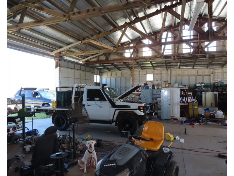 79 Powell Street, Bowen QLD 4805