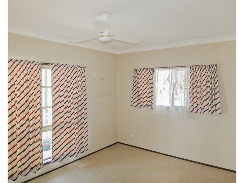2 Oak Crescent, Bowen QLD 4805
