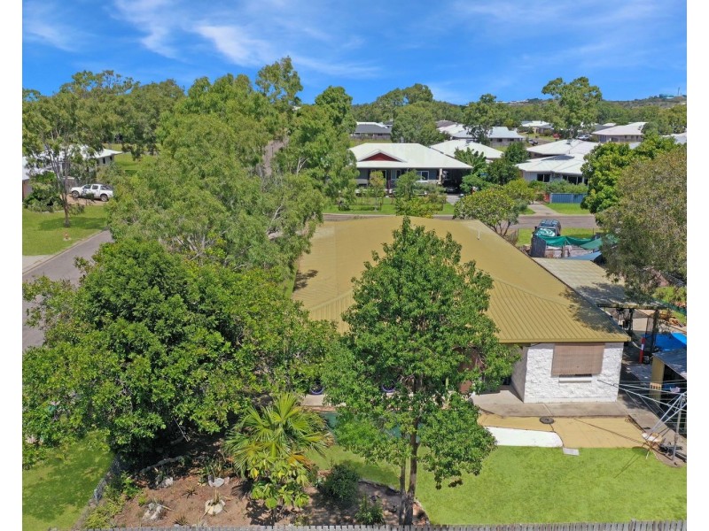 2 Oak Crescent, Bowen QLD 4805