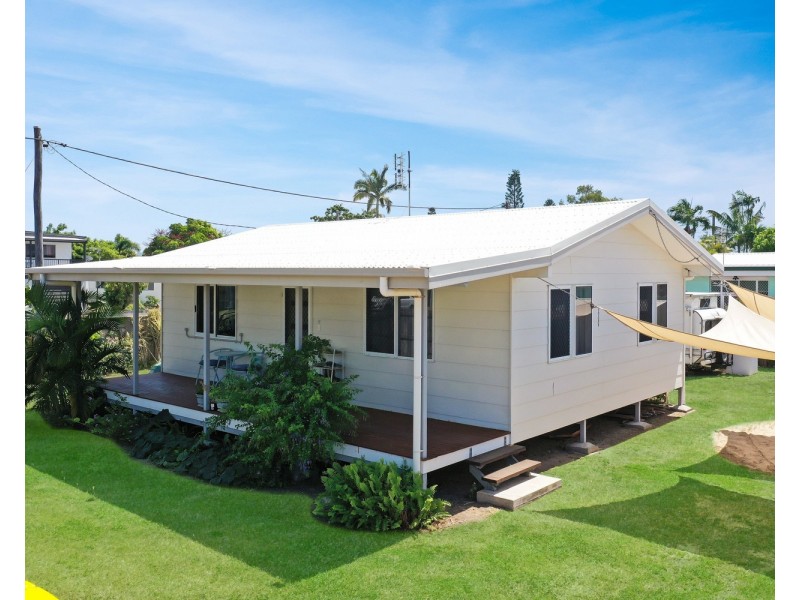 7 Scott Avenue, Bowen QLD 4805