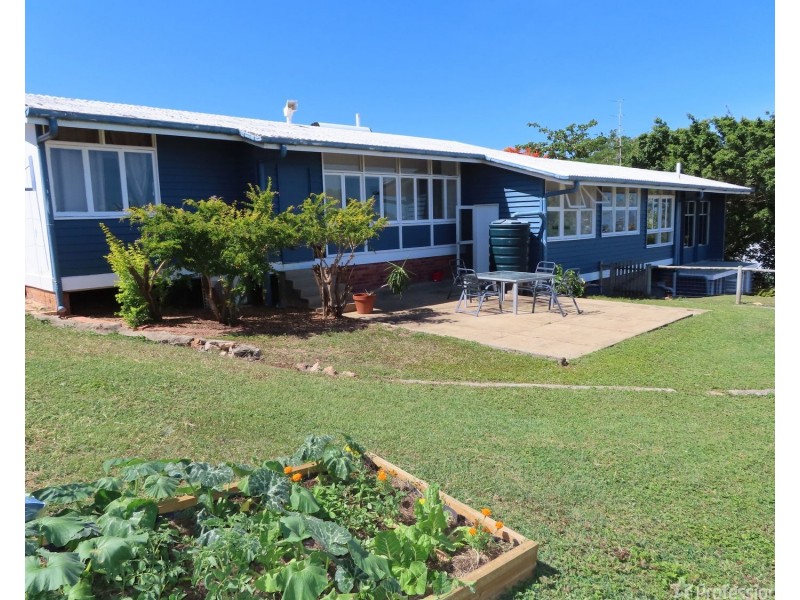 74A Poole Street, Bowen QLD 4805