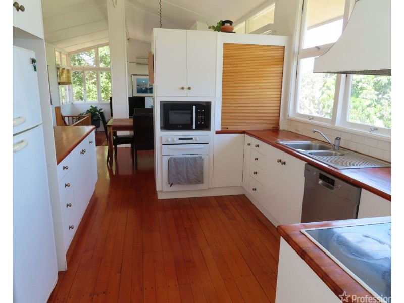 74A Poole Street, Bowen QLD 4805